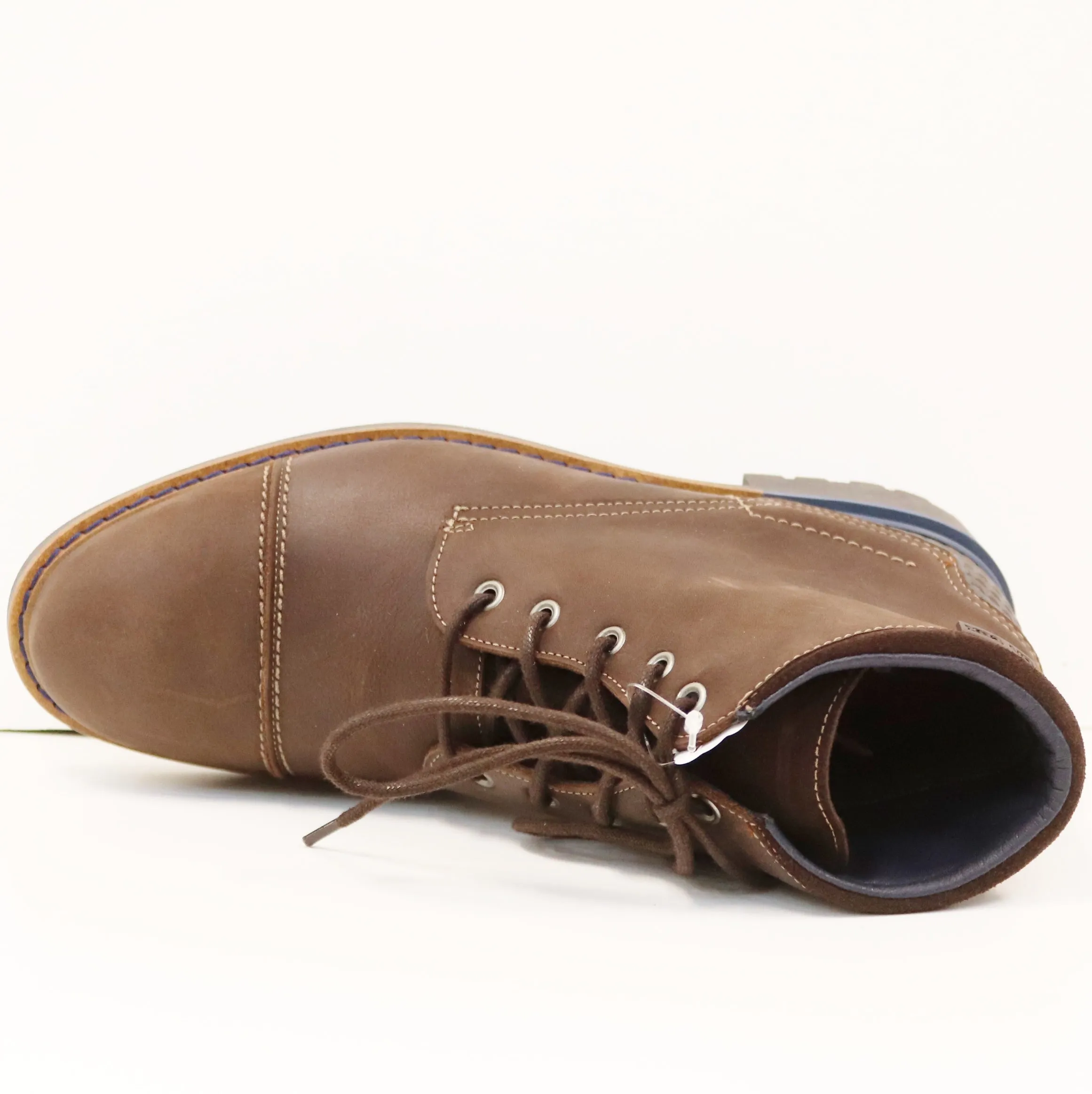 CAP TOE WATERPROOF BOOT