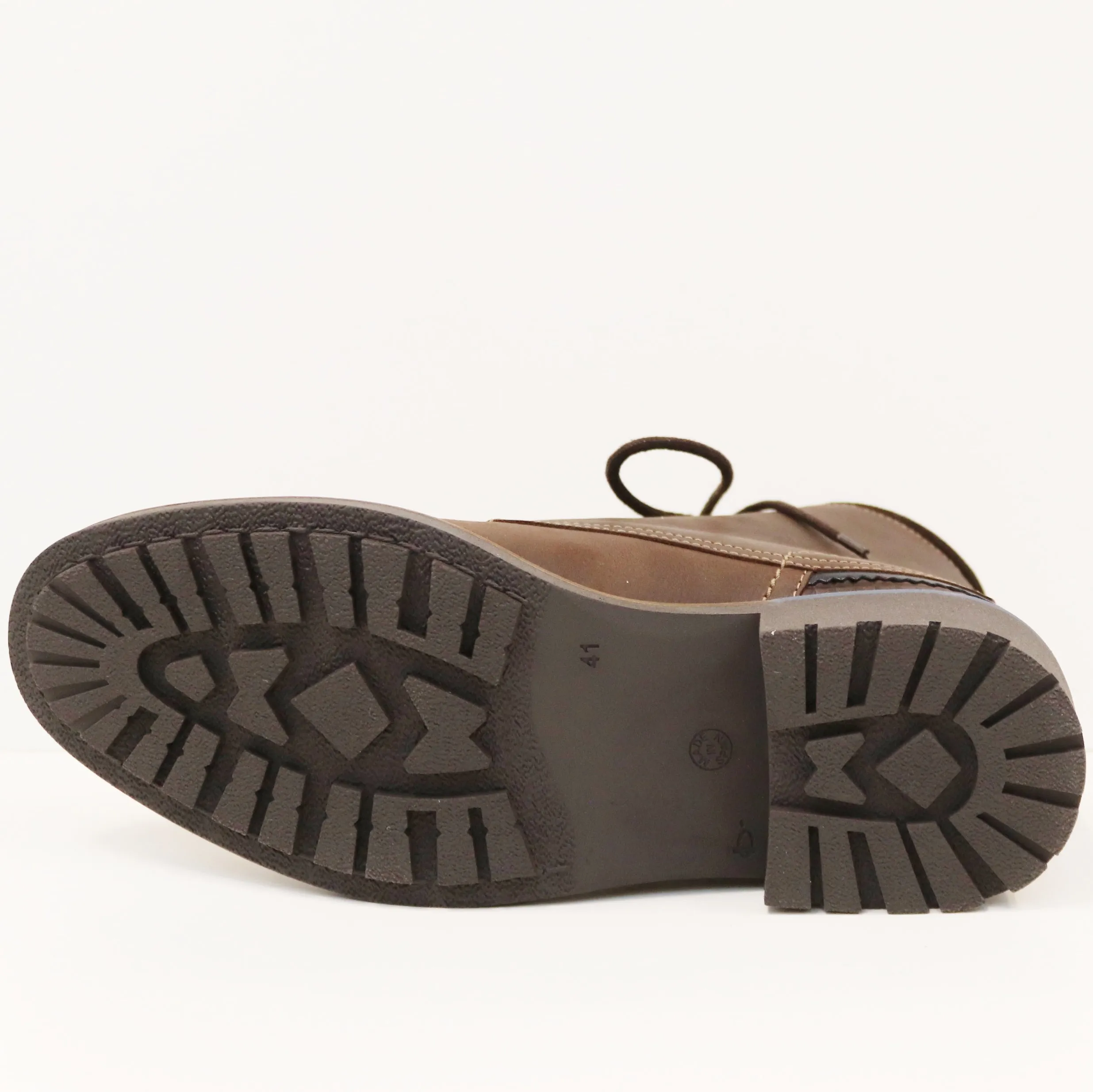 CAP TOE WATERPROOF BOOT