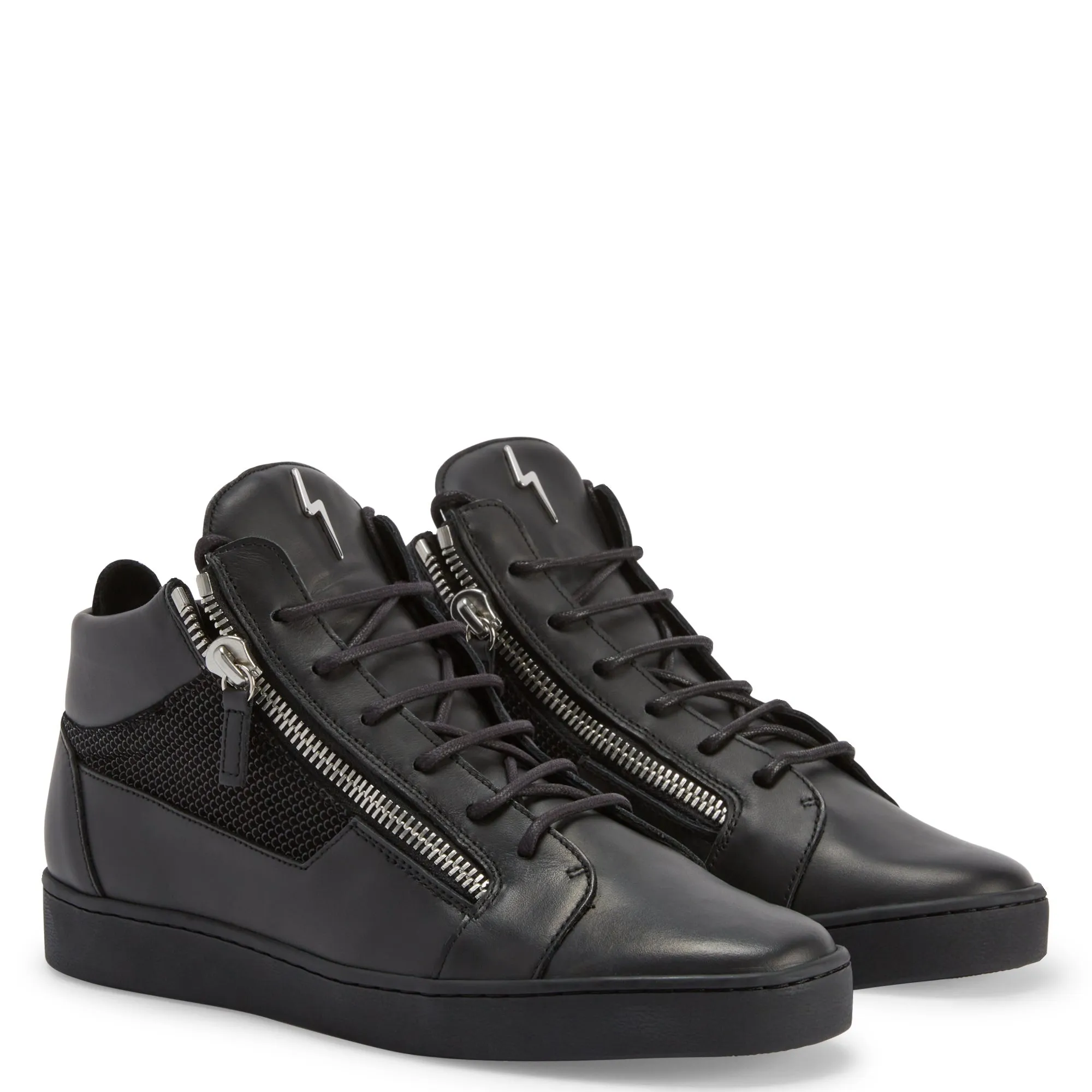 Giuseppe Zanotti Kriss