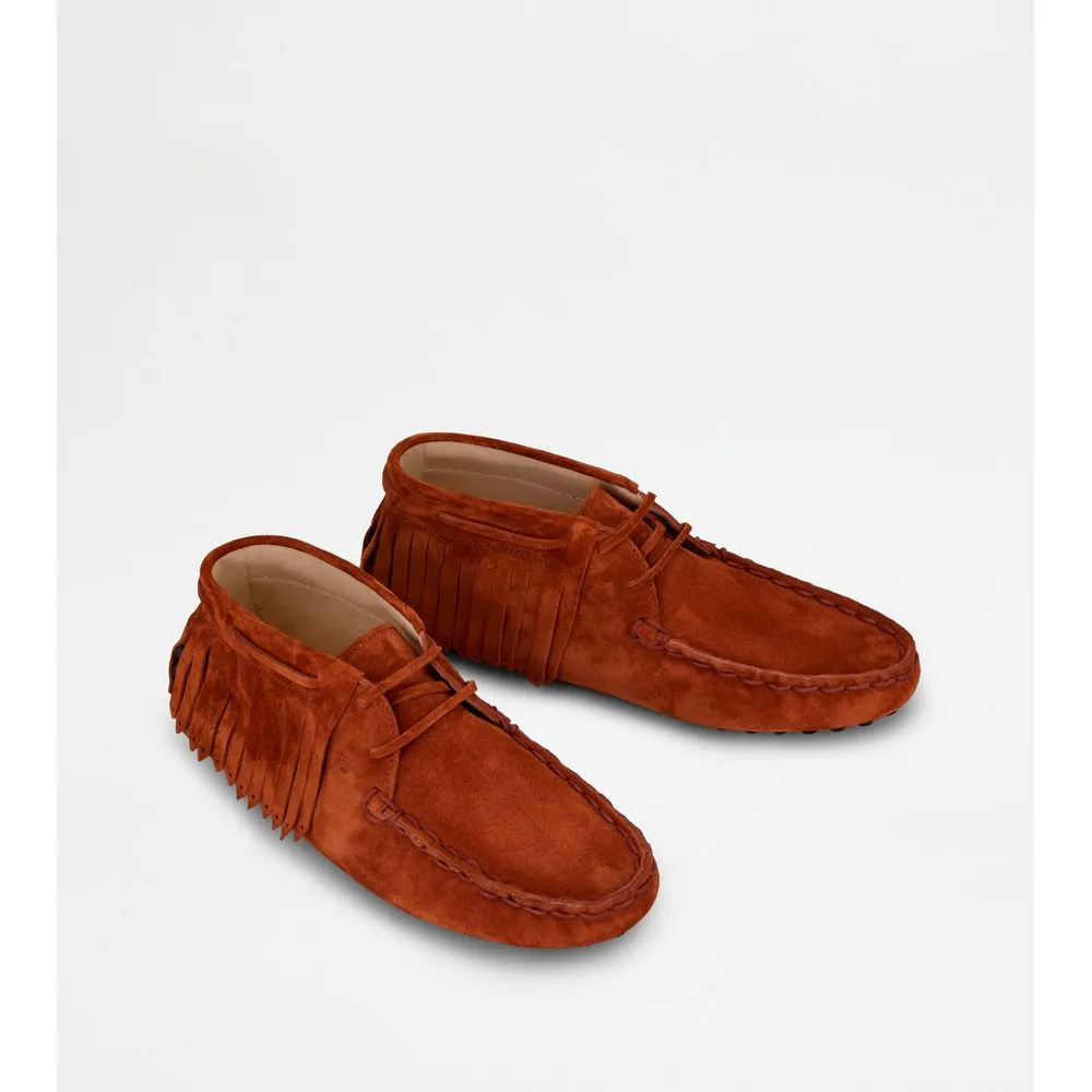 Gommino Desert Boots in Suede