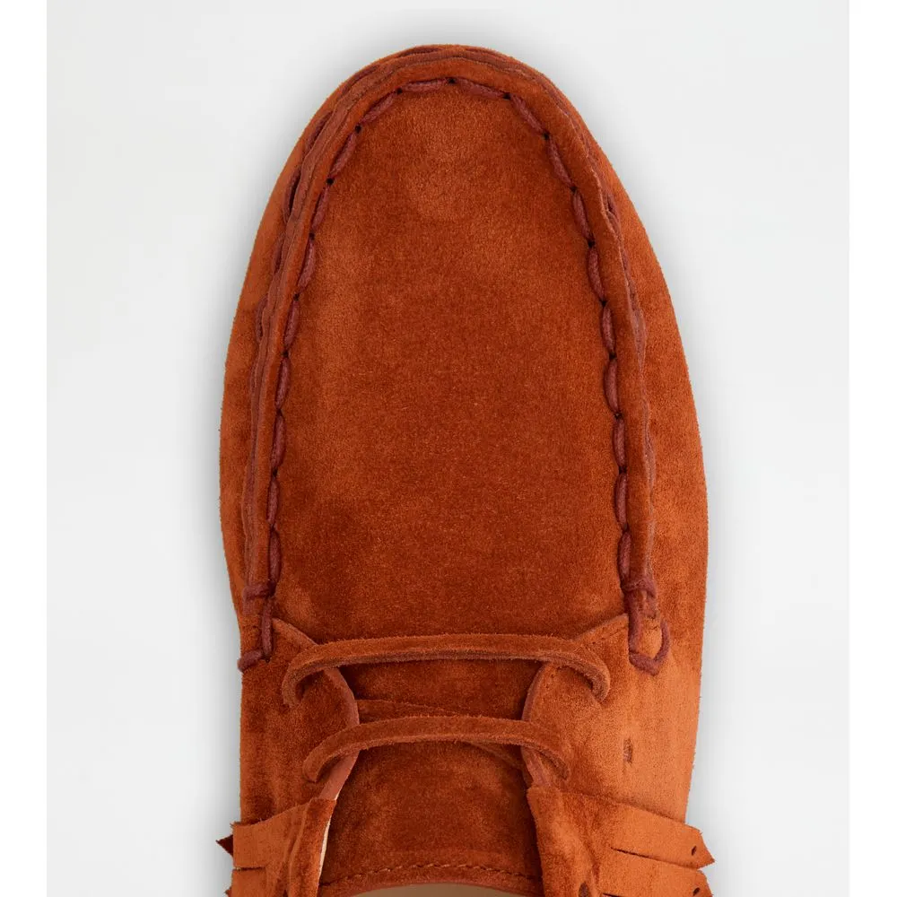 Gommino Desert Boots in Suede