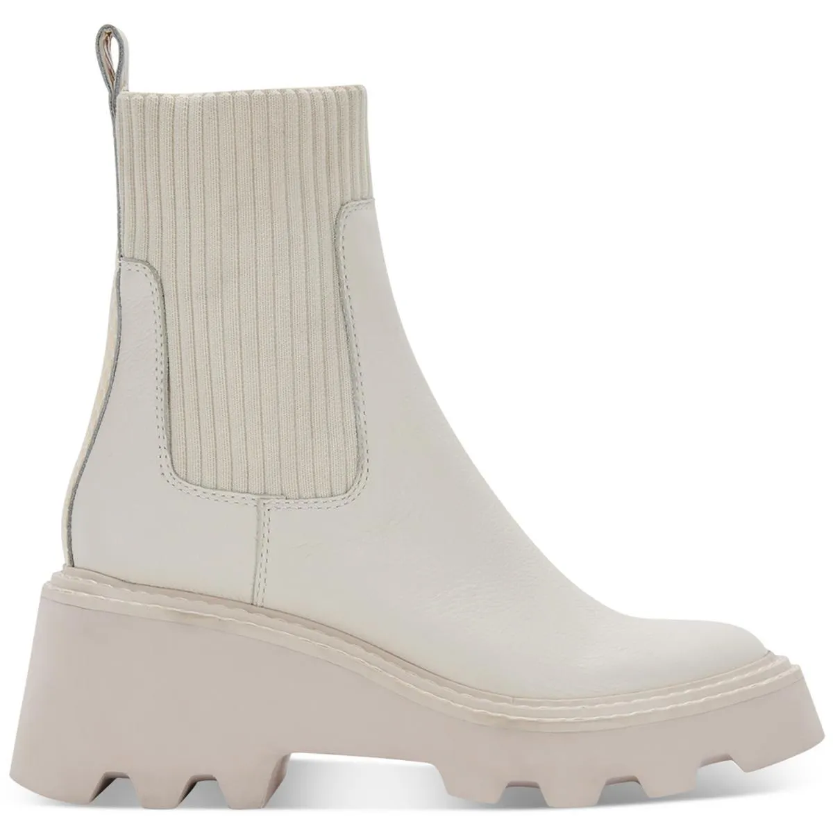 Hoven Womens Leather Lugged Sole Chelsea Boots