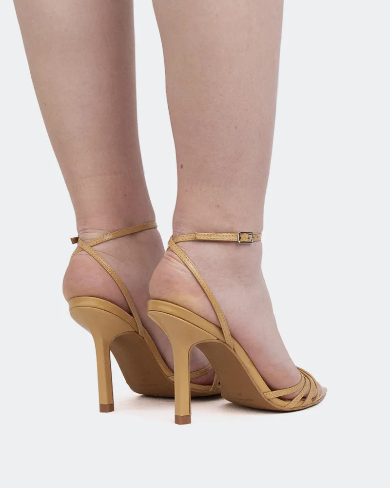 Karlota Beige Naplack