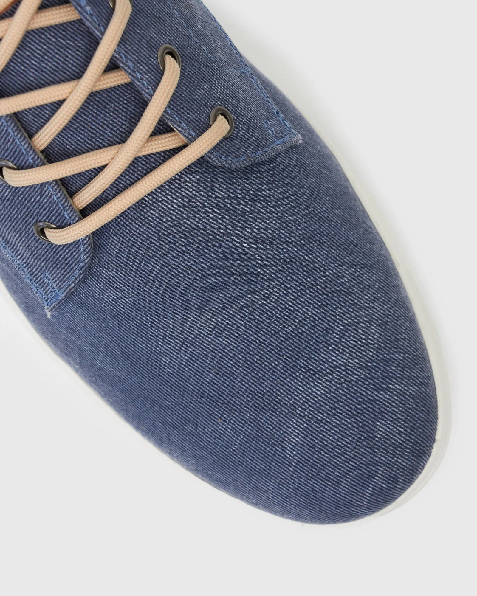 LEROY Lace-Up Sneakers