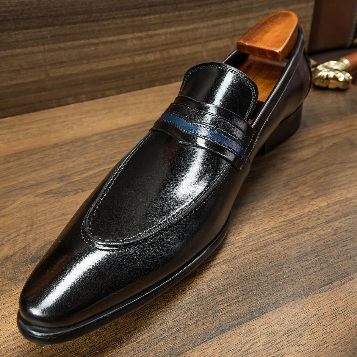 Luxury genuine leather men's loafers
