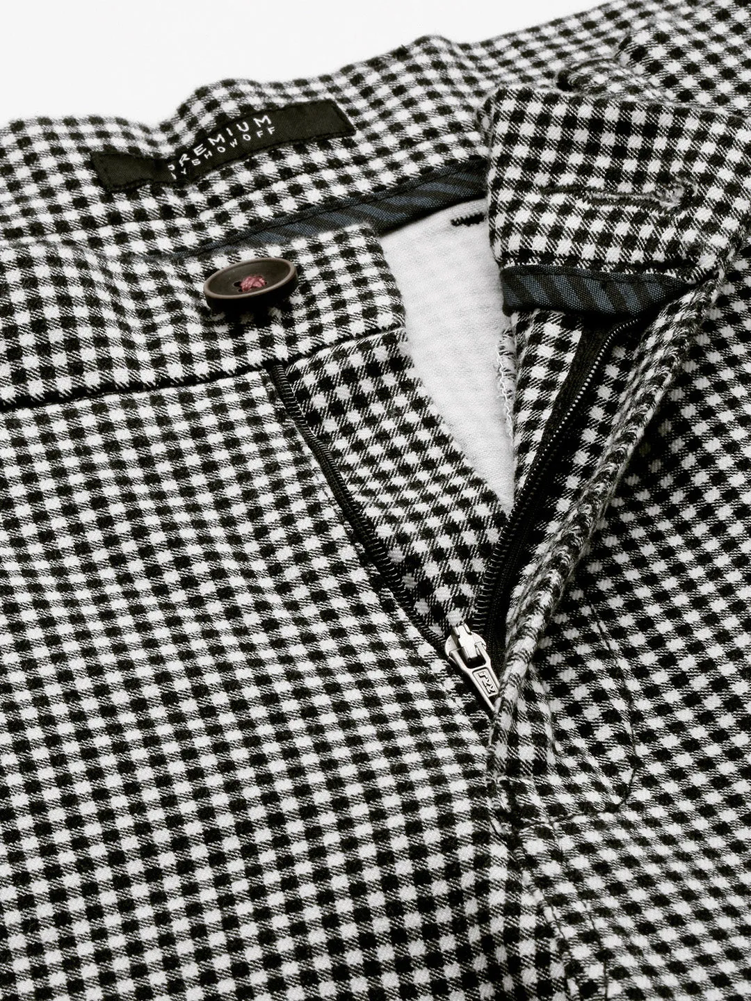 Men Black Checked Printed Mid-Rise Cotton Regular Shorts