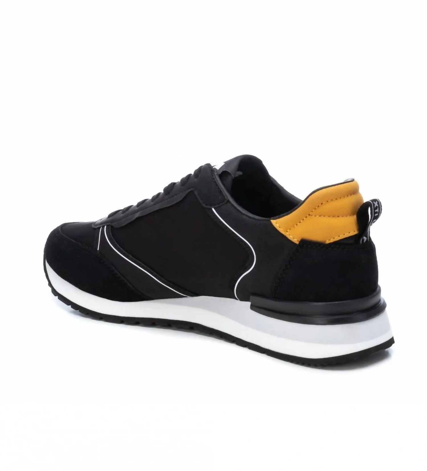 Men's Casual Sneakers In Black