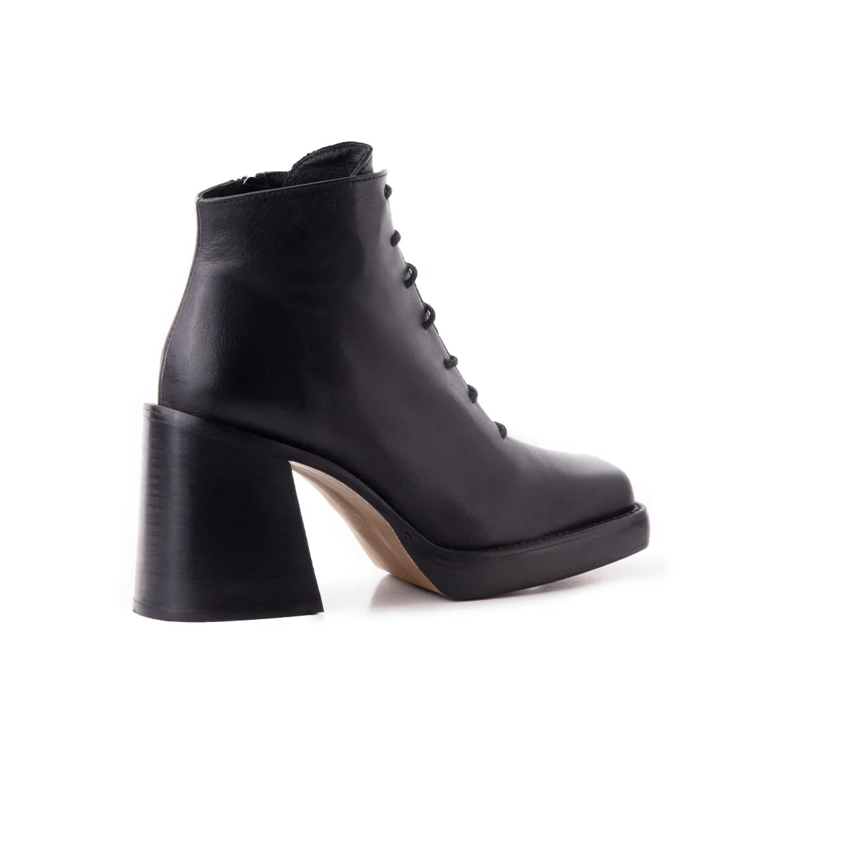 Namur Black Leather