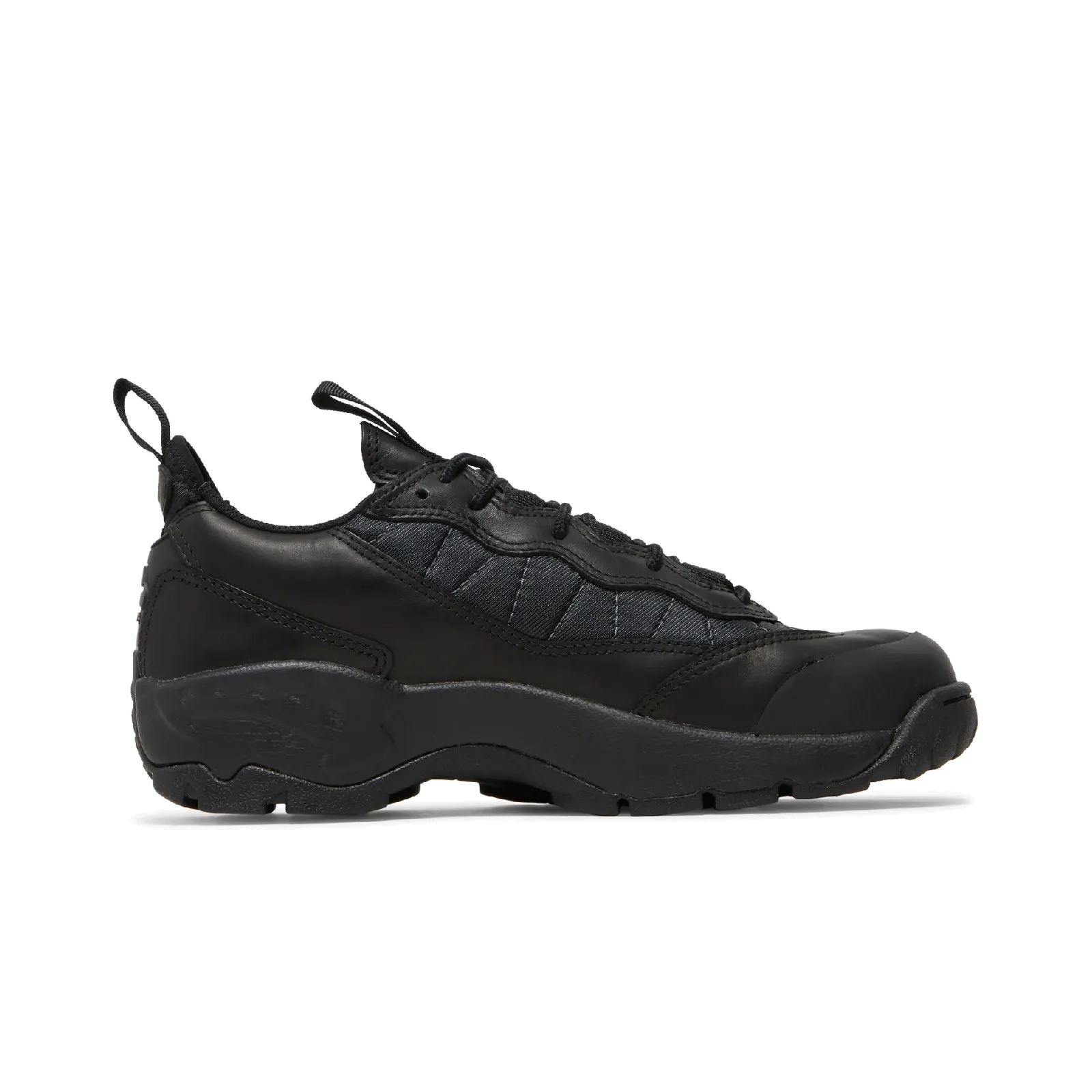 Nike ACG Air Mada Low Triple Black