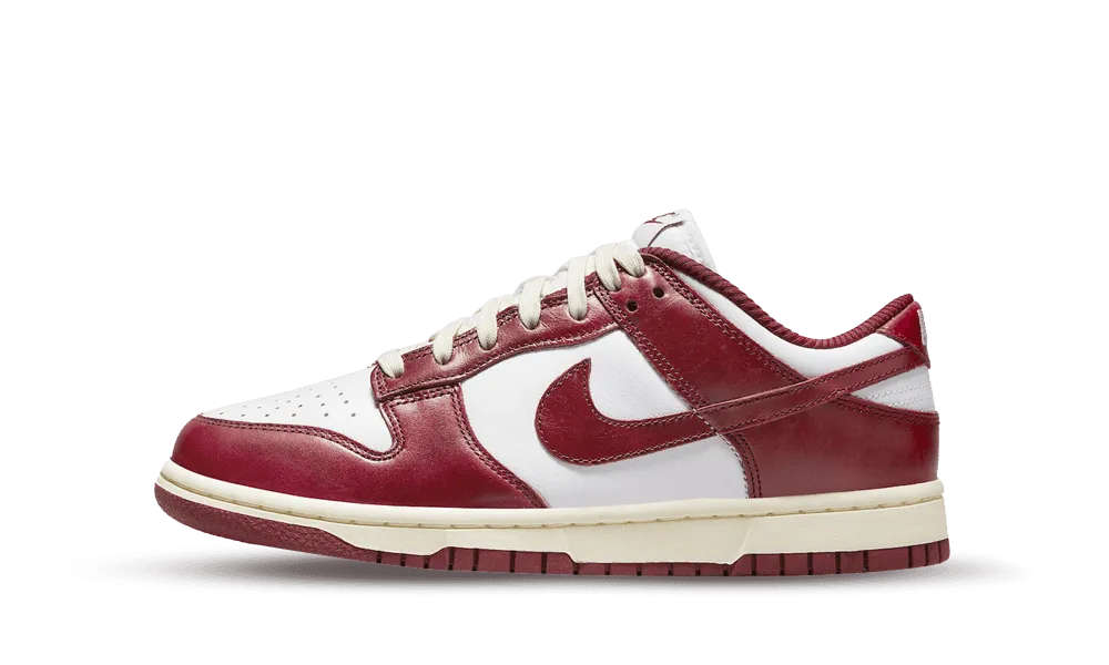Nike Dunk Low 'PRM Team Red' (W)