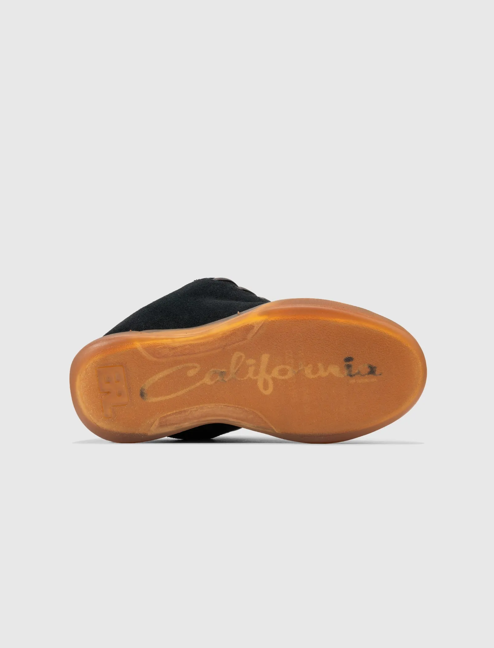 VAMP SKATE SNEAKER "PIRATE BLACK"