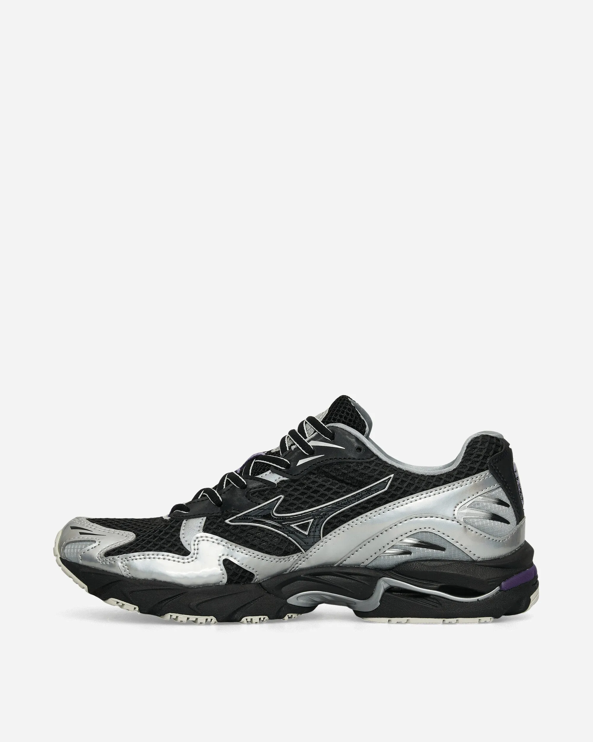 Wave Rider 10 Millennium Sneakers Black / Silver / Purple Haze