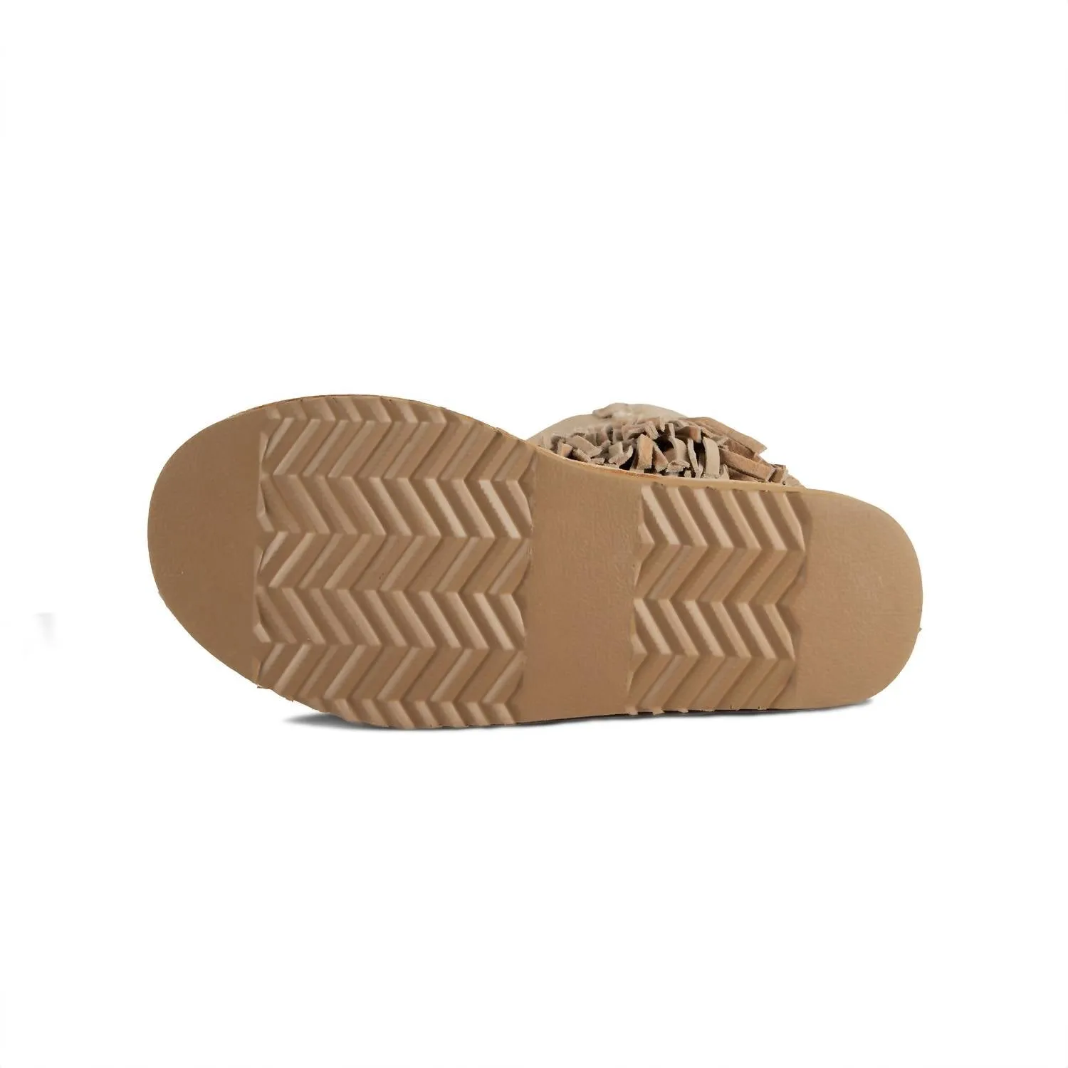 Women's Classic Fringed Sheepskin Boot In Sand