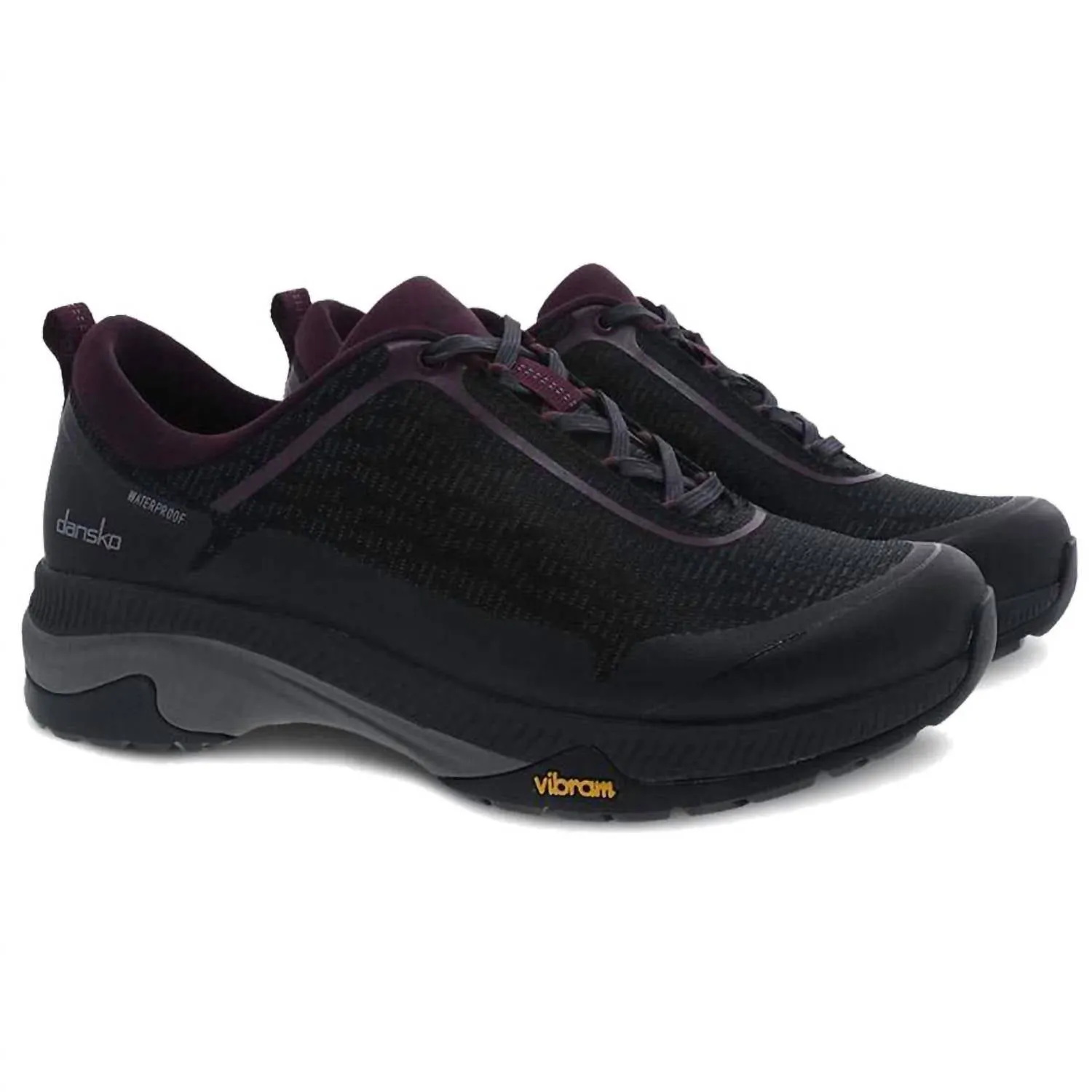 Women's Makayla Comfort Shoes In Black