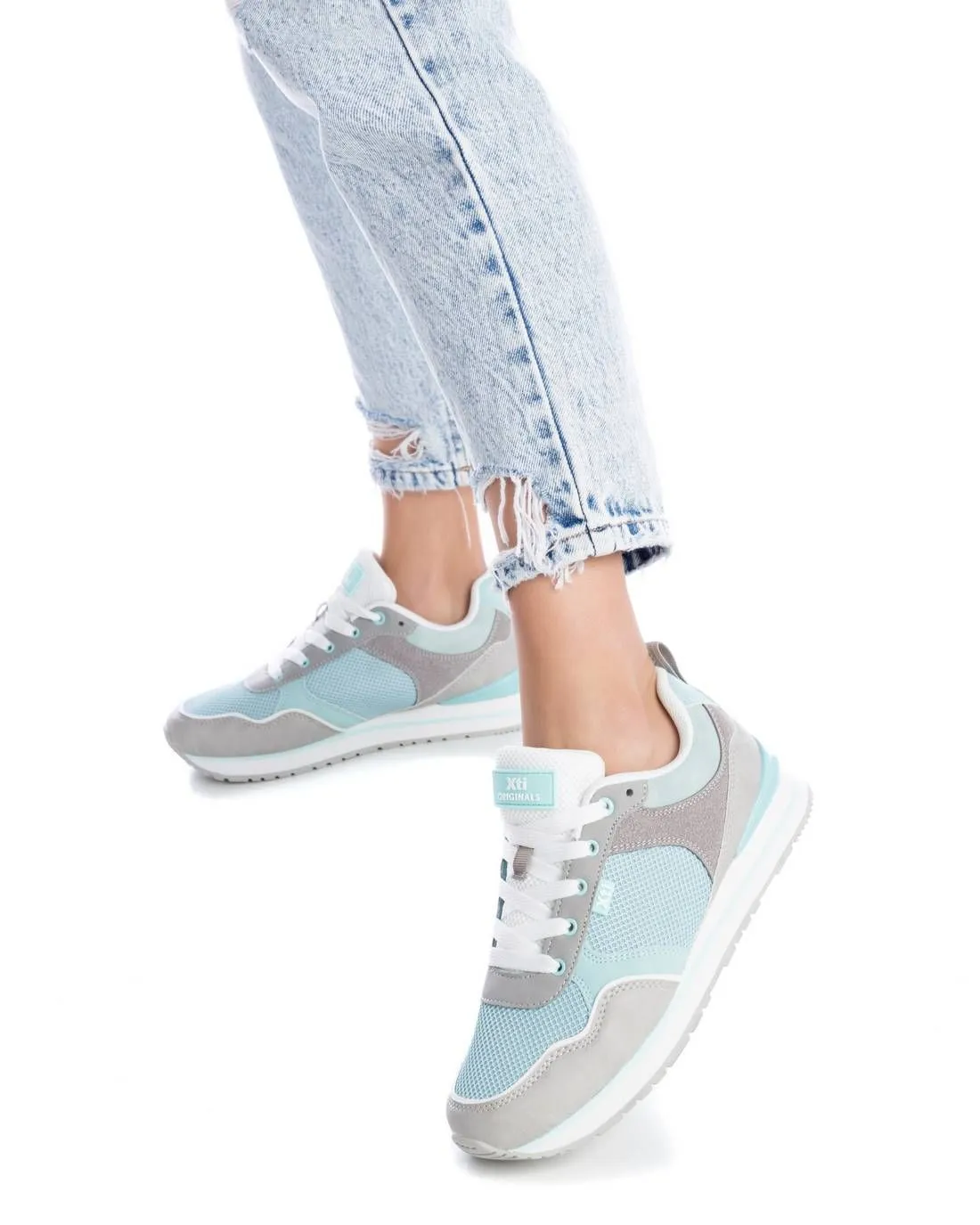 Women's Sneakers By XTI